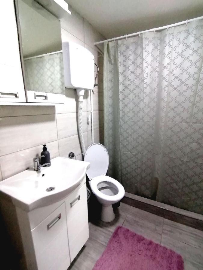 Konak Jerma Пірот Екстер'єр фото
